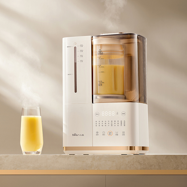 Szybki blender z automatycznym zaopatrzeniem w wodę